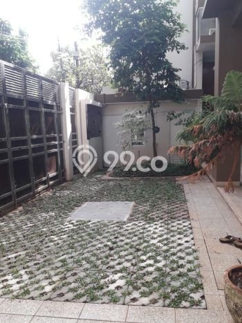 Rumah Mewah LB 650m2 Siap Pakai Desain Elegan di Pejompongan, Jakarta Pusat Rumah Mewah LB 650m2 Siap Pakai Desain Elegan di Pejompongan, Jakarta Pusat