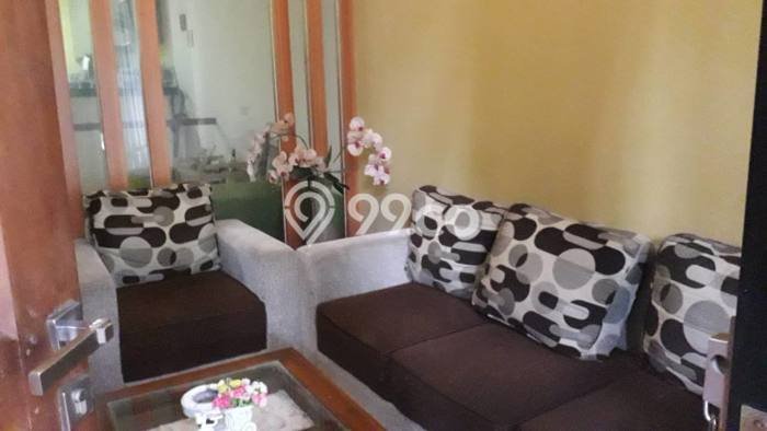 Dijual Rumah Luas Megah Dengan View Eksklusif di Taman Royal, Tangerang Dijual Rumah Luas Megah Dengan View Eksklusif di Taman Royal, Tangerang