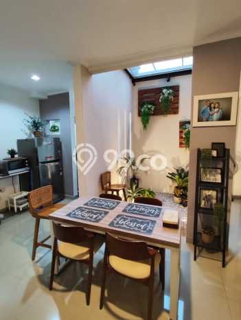 Dijual Rumah Luas Elegan Dengan View Cantik di Gading Serpong, Tangerang Dijual Rumah Luas Elegan Dengan View Cantik di Gading Serpong, Tangerang