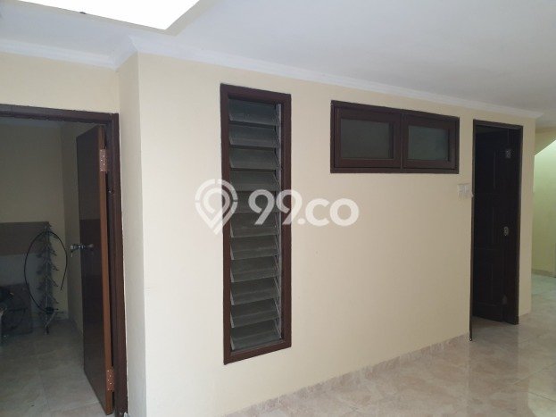 Dijual Rumah Strategis Bagus Punya 2 KT di Kelapa Gading Jakarta Utara SHM Dijual Rumah Strategis Bagus Punya 2 KT di Kelapa Gading Jakarta Utara SHM
