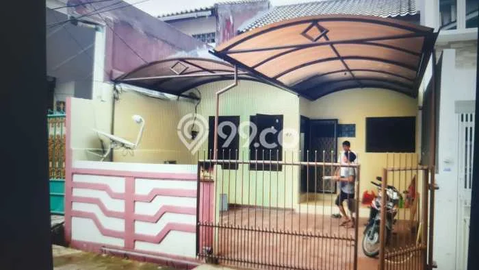 Dijual Rumah Strategis Bagus Punya 2 KT di Kelapa Gading Jakarta Utara SHM Dijual Rumah Strategis Bagus Punya 2 KT di Kelapa Gading Jakarta Utara SHM