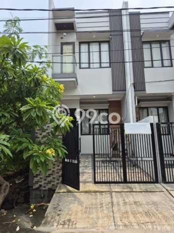 For Sale Rumah 3 Kamar Lokasi Ideal Bagus dan Strategis di Cilincing For Sale Rumah 3 Kamar Lokasi Ideal Bagus dan Strategis di Cilincing