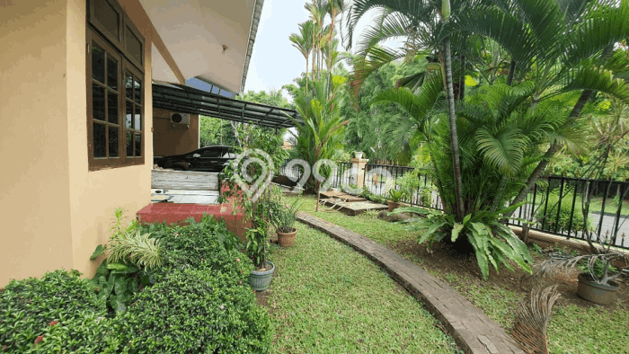 Rumah Elit Modern Tanpa Renovasi di Rawamangun Jakarta Timur Rumah Elit Modern Tanpa Renovasi di Rawamangun Jakarta Timur