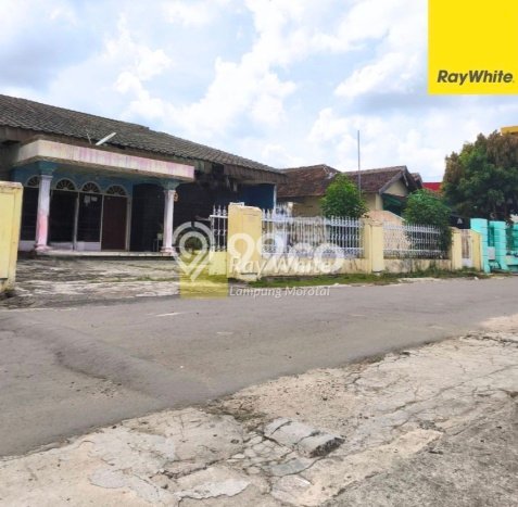 Rumah Modern Cantik 7 Kamar Bisa Langsung Pindah di Kedaton Rumah Modern Cantik 7 Kamar Bisa Langsung Pindah di Kedaton