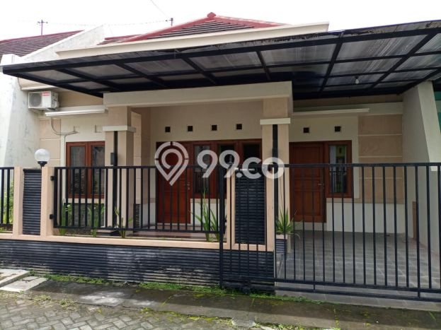 Rumah Modern Cantik 3 Kamar Bisa Langsung Pindah di Tegalrejo Rumah Modern Cantik 3 Kamar Bisa Langsung Pindah di Tegalrejo