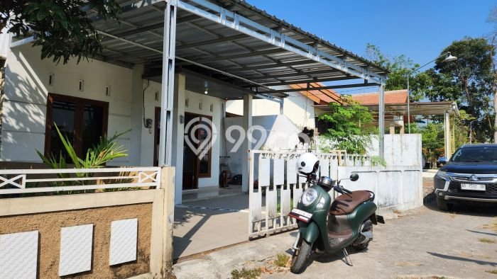 Rumah Tirtomartani Kalasan di Lingkungan Aman Dan Tenang Dekat Wisata Candi Kedulan Rumah Tirtomartani Kalasan di Lingkungan Aman Dan Tenang Dekat Wisata Candi Kedulan