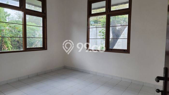 Rumah Elit Modern Tanpa Renovasi di Maguwoharjo Yogyakarta Rumah Elit Modern Tanpa Renovasi di Maguwoharjo Yogyakarta