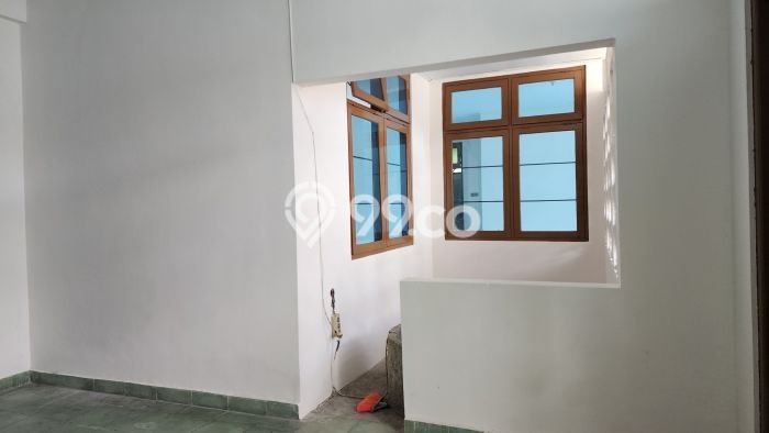 Rumah Elit Modern Tanpa Renovasi di Maguwoharjo Yogyakarta Rumah Elit Modern Tanpa Renovasi di Maguwoharjo Yogyakarta