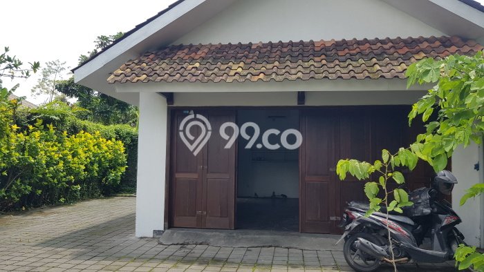 Rumah LT 1059m2m² Dekat dengan Fasilitas Umum, Sleman - Harga Menarik Rumah LT 1059m2m² Dekat dengan Fasilitas Umum, Sleman - Harga Menarik