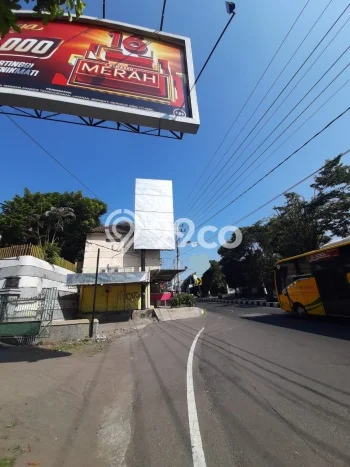 Ruko disewakan di Umbulharjo Yogyakarta dengan luas bangunan 120m2 Ruko disewakan di Umbulharjo Yogyakarta dengan luas bangunan 120m2