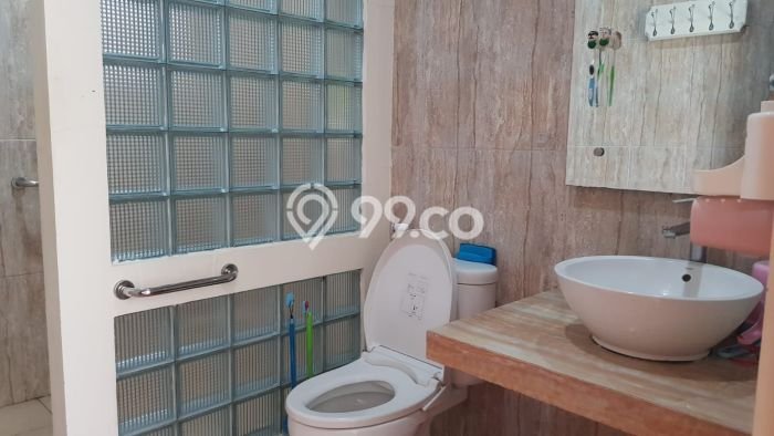 Rumah Luxury Modern Siap Huni di Caturtunggal Sleman Rumah Luxury Modern Siap Huni di Caturtunggal Sleman
