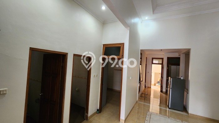 Lokasi terbaik! Rumah siap pakai dikontrakkan di Ngaglik LB 120m2 Lokasi terbaik! Rumah siap pakai dikontrakkan di Ngaglik LB 120m2
