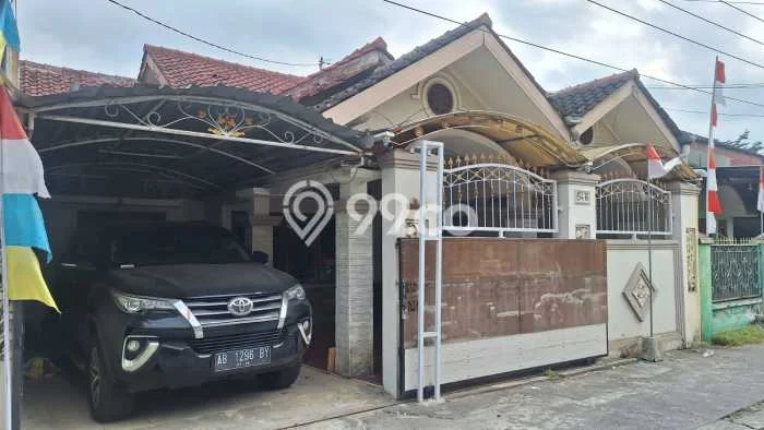 Disewakan Rumah Konsep Modern di Depok Sleman dengan 3 KT Disewakan Rumah Konsep Modern di Depok Sleman dengan 3 KT
