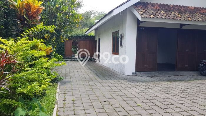 Rumah LT 1059m2m² Dekat dengan Fasilitas Umum, Sleman - Harga Menarik Rumah LT 1059m2m² Dekat dengan Fasilitas Umum, Sleman - Harga Menarik