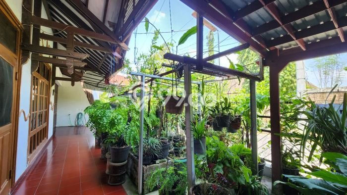 Rumah Eksklusif Dijual LT 346m2 di Depok, Sleman Rumah Eksklusif Dijual LT 346m2 di Depok, Sleman