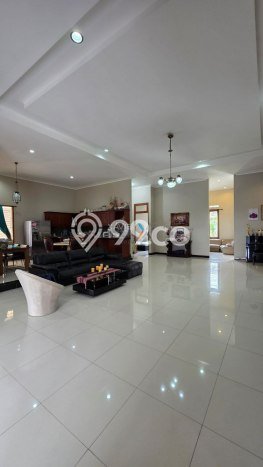 Hunian Elit LB 600m2 Siap Huni Desain Elegan di Dieng, Malang Hunian Elit LB 600m2 Siap Huni Desain Elegan di Dieng, Malang