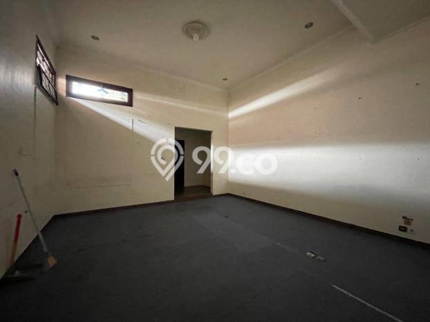 Komersial Disewa di Klojen, Malang, LT 680m2 / LB 275m2 Komersial Disewa di Klojen, Malang, LT 680m2 / LB 275m2