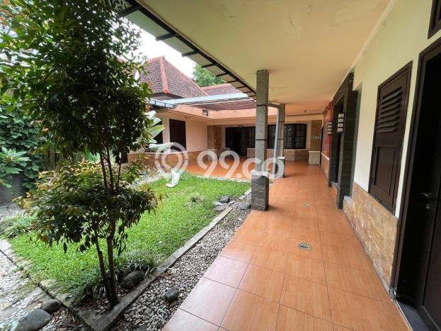 Komersial Disewa di Klojen, Malang, LT 680m2 / LB 275m2 Komersial Disewa di Klojen, Malang, LT 680m2 / LB 275m2