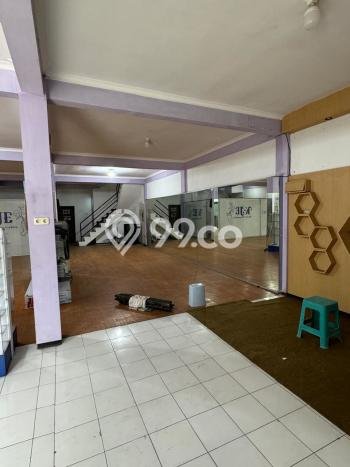 Ruko untuk disewa di Lawang punya LT 186m2 & LB 256m2 harga sewa kompetitif Ruko untuk disewa di Lawang punya LT 186m2 & LB 256m2 harga sewa kompetitif