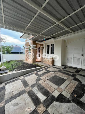 SPECIAL PRICE! Rumah di , 1 KM, Dekat Pusat Kota, Luas 200m2m² LB 150m2m² SPECIAL PRICE! Rumah di , 1 KM, Dekat Pusat Kota, Luas 200m2m² LB 150m2m²