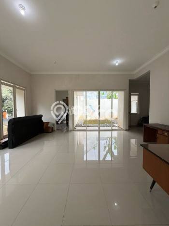 Disewakan! Rumah 3 Kamar Tidur &
3 Kamar Mandi di Villa Puncak Tidar, Malang Disewakan! Rumah 3 Kamar Tidur &
3 Kamar Mandi di Villa Puncak Tidar, Malang