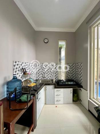 For Sale Vila Kawasan Junrejo, Dimensi 298m2m², Lokasi Premium For Sale Vila Kawasan Junrejo, Dimensi 298m2m², Lokasi Premium