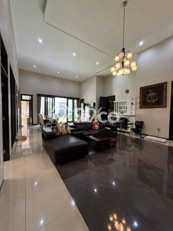 Rumah Disewakan Malang LT 485m2 LB 360m2 Kawasan Villa Puncak Tidar Rumah Disewakan Malang LT 485m2 LB 360m2 Kawasan Villa Puncak Tidar