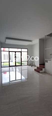 Rumah PREMIUM area Mekar Wangi, Bandung, Luas 169m² LB 180m² KESEMPATAN TERBATAS! Rumah PREMIUM area Mekar Wangi, Bandung, Luas 169m² LB 180m² KESEMPATAN TERBATAS!