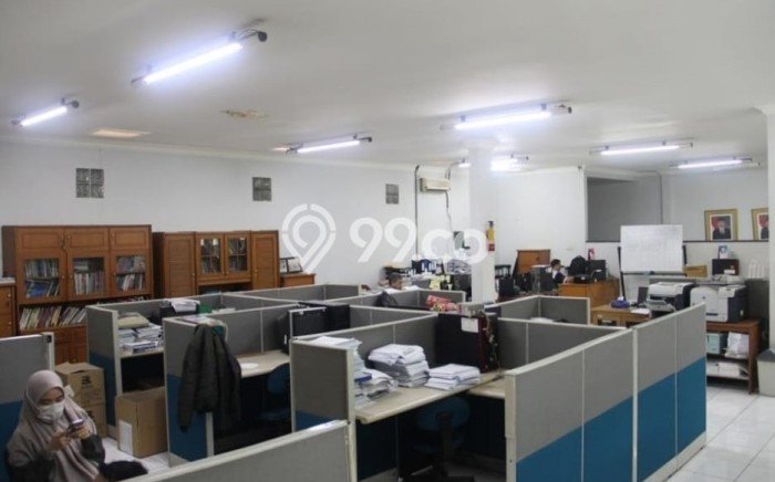 KAWASAN PREMIUM! Komersial di Regol, Luas 1980m2m², Area Komersial KAWASAN PREMIUM! Komersial di Regol, Luas 1980m2m², Area Komersial