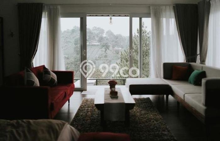 Rumah Eksklusif Siap Huni LT 980m2 di Coblong, Bandung Rumah Eksklusif Siap Huni LT 980m2 di Coblong, Bandung
