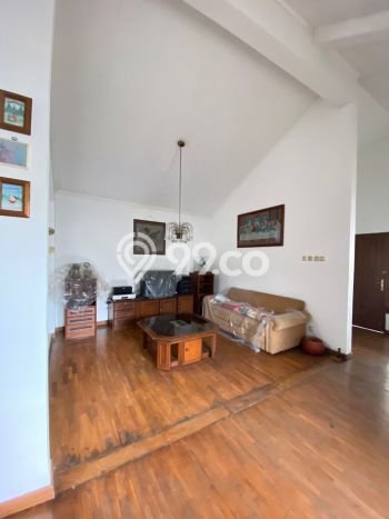 For Sale! Premium House LT 160m2 Desain Elegan di Pasteur For Sale! Premium House LT 160m2 Desain Elegan di Pasteur