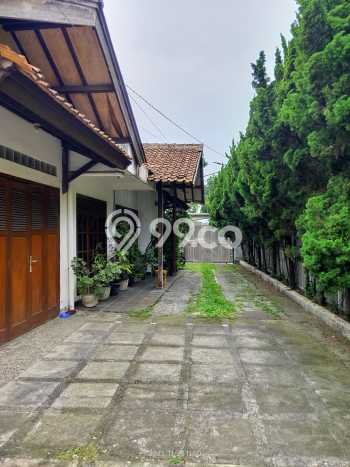 For Sale Hunian Rumah Nyaman 4 KT di Sudirman, Bandung For Sale Hunian Rumah Nyaman 4 KT di Sudirman, Bandung