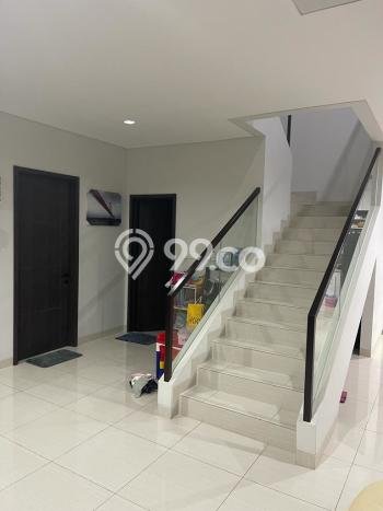 Rumah Mewah LB 252m2 Siap Huni Desain Elegan di Summarecon Bandung, Bandung Rumah Mewah LB 252m2 Siap Huni Desain Elegan di Summarecon Bandung, Bandung