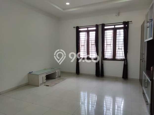 Siap Huni Rumah Mewah 4 Kamar di Batununggal Dekat ke Mana Pun Siap Huni Rumah Mewah 4 Kamar di Batununggal Dekat ke Mana Pun