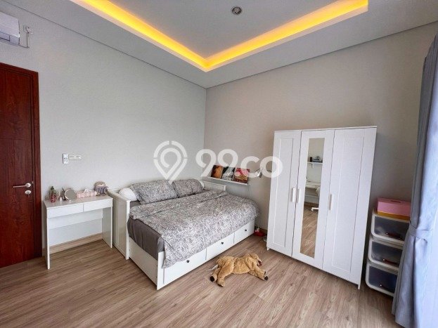 Jual Rumah Luas Elegan Dengan View Eksklusif di Setra Duta, Bandung Jual Rumah Luas Elegan Dengan View Eksklusif di Setra Duta, Bandung