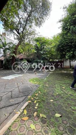 Lahan untuk Dijual Lokasi Kebayoran Lama, Jakarta Selatan Luas 1398m2 SHM Lahan untuk Dijual Lokasi Kebayoran Lama, Jakarta Selatan Luas 1398m2 SHM