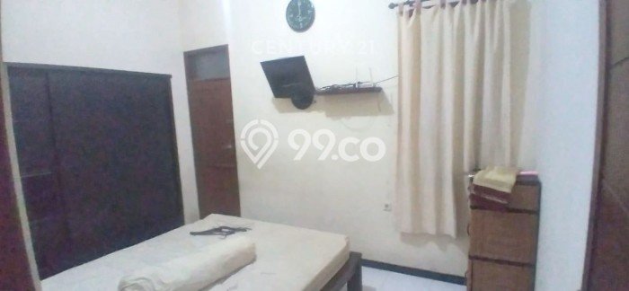 Rumah Luas Asri 5 KT Siap Pakai di Tomang Jakarta Barat Rumah Luas Asri 5 KT Siap Pakai di Tomang Jakarta Barat