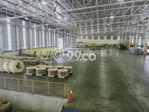 Disewakan Gudang di Kawasan Ramai Cikarang Luas 6000m2 Disewakan Gudang di Kawasan Ramai Cikarang Luas 6000m2