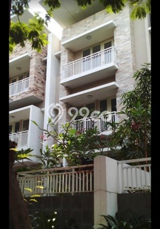 Hunian Eksklusif Siap Huni LT 135m2 di Kelapa Gading, Jakarta Utara Hunian Eksklusif Siap Huni LT 135m2 di Kelapa Gading, Jakarta Utara