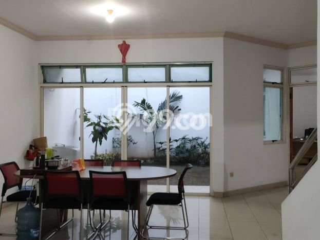 Hunian Elit LB 300m2 Siap Huni Desain Elegan di Semanan, Jakarta Barat Hunian Elit LB 300m2 Siap Huni Desain Elegan di Semanan, Jakarta Barat