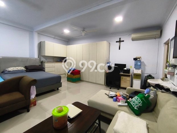 Rumah Luas Asri 1 KT Siap Huni di Meruya Jakarta Barat Rumah Luas Asri 1 KT Siap Huni di Meruya Jakarta Barat