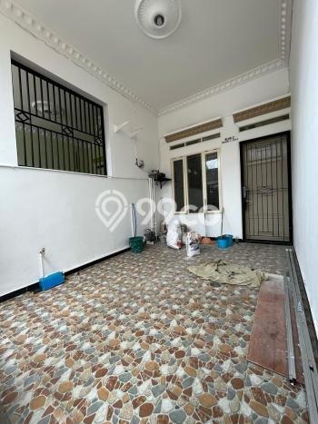 Rumah Modern 2 KT di Poris Tangerang Semi Furnished Rumah Modern 2 KT di Poris Tangerang Semi Furnished