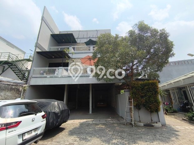 Rumah Kost Dijual di Cipondoh, Tangerang, 34 KT, 34 KM, Bangunan 2600m2 Rumah Kost Dijual di Cipondoh, Tangerang, 34 KT, 34 KM, Bangunan 2600m2