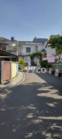 For Sale Hunian Rumah Nyaman 3 KT di Bintaro, Tangerang Selatan For Sale Hunian Rumah Nyaman 3 KT di Bintaro, Tangerang Selatan