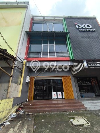 Ruko Dijual di Prime Area Jakarta Barat Luas 300m2 Ruko Dijual di Prime Area Jakarta Barat Luas 300m2