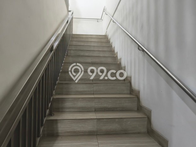 Hunian Elit LB 360m2 Siap Huni Desain Elegan di Meruya, Jakarta Barat Hunian Elit LB 360m2 Siap Huni Desain Elegan di Meruya, Jakarta Barat
