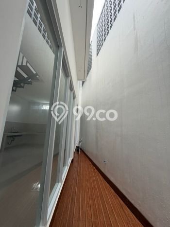Rumah Modern Minimalis 3 KT Bisa Langsung Pindah di BSD Rumah Modern Minimalis 3 KT Bisa Langsung Pindah di BSD