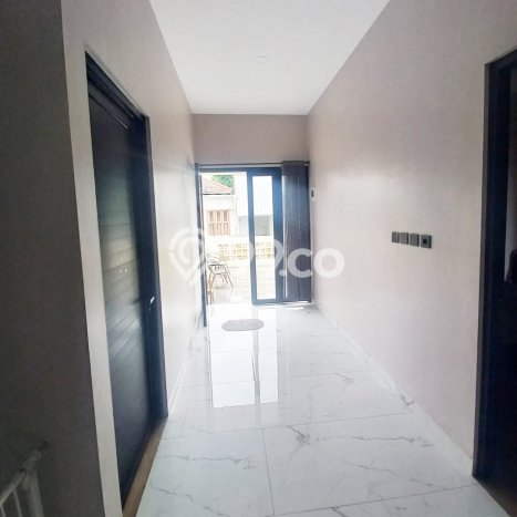 Ready to Use! Luxury House LT 125m2 Desain Modern di BSD Nusaloka Ready to Use! Luxury House LT 125m2 Desain Modern di BSD Nusaloka