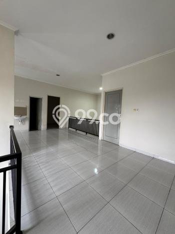 Rumah Mewah LB 234m2 Siap Pakai Desain Elegan di Sektor 7A/B-Gading Serpong, Tangerang Rumah Mewah LB 234m2 Siap Pakai Desain Elegan di Sektor 7A/B-Gading Serpong, Tangerang