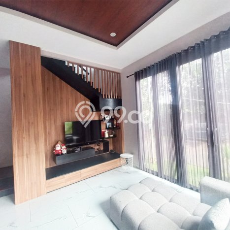 Ready to Use! Luxury House LT 125m2 Desain Modern di BSD Nusaloka Ready to Use! Luxury House LT 125m2 Desain Modern di BSD Nusaloka